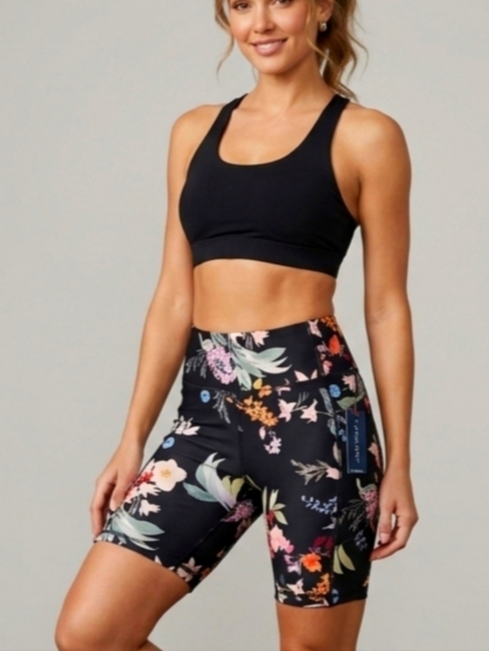 Tahari Sport Black Tropical Floral Athletic Biker Activewear Shorts